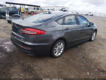 Ford Fusion 2020 Ford Fusion Hybrid Se 2020 2.0 Hybryda 141KM, zdjęcie 5