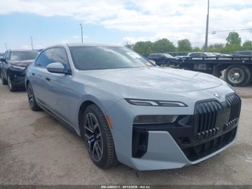 BMW Seria 7 G70 2023 BMW Seria 7 760 I Xdrive 2023 4.4 Benzyna 536KM, zdjęcie 6