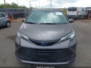 Toyota Sienna III 2022 Toyota Sienna LE 2022 2.5L 2.5 Hybryda 189KM, zdjęcie 7