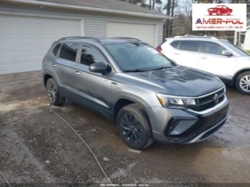 Volkswagen 2022 Volkswagen Inny TAOS S, 4Motion, od ubezpieczalni 1.5 Benzyna 158KM