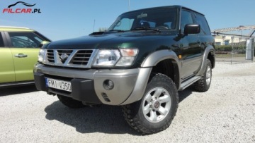 Nissan Patrol IV 1998 Nissan Patrol ZAREJESTROWANY Bez korozji Aktualne OC i BT Mozliwa zamiana, zdjęcie 1