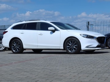 Mazda 6 III Sport Kombi Facelifting 2018 2.0 Skyactiv-G 145KM 2022 Mazda 6 aut Krajowa Biała Perła ACC HUD Blis Full-LED ogrzew.Kierow.+Fotele, zdjęcie 36