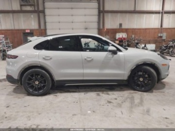 Porsche Cayenne III 2020 Porsche Cayenne 2020 r., 3,0L CAYENNE COUPE 3.0 Benzyna 335KM, zdjęcie 13