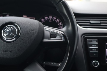 Skoda Octavia III Liftback 1.4 TSI 140KM 2014 Skoda Octavia 1.4 TSI, Salon Polska, Klima, zdjęcie 12