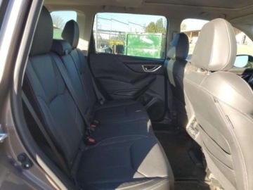 Subaru 2023 Subaru Forester 2023, 2.5L, 4x4, TOURING, po gradobiciu 2.5 Benzyna 182KM, zdjęcie 8