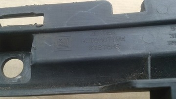 Центральная решетка радиатора Opel Vectra C Signum LIFT OPC 05-08 9271522