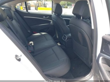  Genesis G70 2025 Genesis G70 2.5T RWD 2.5 Benzyna 300KM, zdjęcie 11