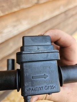 ЭЛЕКТРОМАГНИТНЫЙ КЛАПАН ОТОПЛЕНИЯ SEAT ALHAMBRA II 7N0819809D