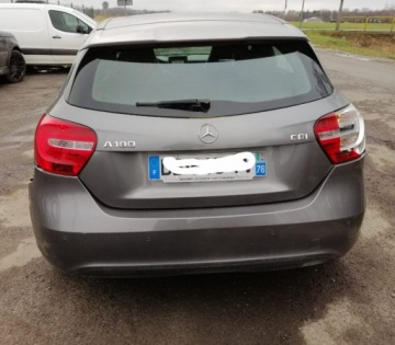 Mercedes Klasa A W176 Hatchback 5d 1.8 200 CDI BlueEFFICIENCY 136KM 2013 Mercedes A 200 A klasa 200cdi, zdjęcie 25