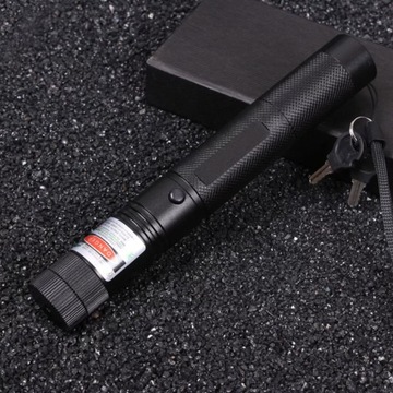 МОЩНАЯ ЛАЗЕРНАЯ УКАЗКА ЗЕЛЕНАЯ ЛАЗЕРНАЯ УКАЗКА С ЗАМКОМ, ЗАРЯДНОЕ УСТРОЙСТВО