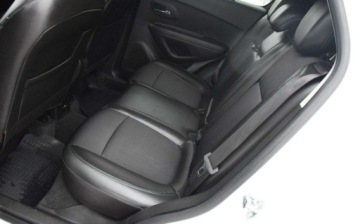 Chevrolet Trax 1.6 115KM 2013 Chevrolet Trax 1.6 MPI Biala Perla Klima Kamera Hak Sprowadzony Oplacony, zdjęcie 20