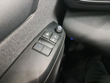 Toyota Yaris IV Hatchback 1.5 Dynamic Force 125KM 2021 Toyota Yaris 1,5-Dual-VVT-iE IV (2020-) Toyota Yar, zdjęcie 19