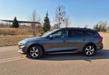 Ford Focus IV Kombi 1.0 EcoBoost 125KM 2019 Ford Focus SW Ford Focus SW 1.0 EcoBoost Hybrid ACTIVE Benzyna 125KM, zdjęcie 1