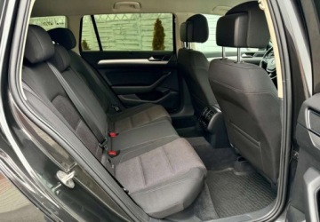 Volkswagen Passat B8 Variant 2.0 TDI BlueMotion SCR 150KM 2018 Volkswagen Passat Volkswagen Passat 2.0 TDI BMT Comfortline 2.0 Diesel, zdjęcie 18