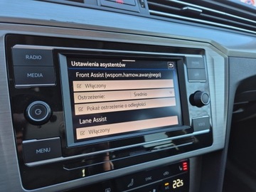 Volkswagen Passat B8 Variant Facelifting 2.0 TDI SCR 150KM 2021 Volkswagen Passat B8 Lift 2.0 TDI / 150 KM DSG Ess, zdjęcie 28