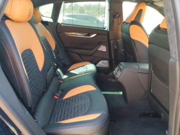 Maserati Levante 2024 Maserati Levante Modena S 2024 3.8 Benzyna 580KM, zdjęcie 10