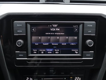 Volkswagen Passat B8 Variant Facelifting 1.5 TSI EVO 150KM 2022 VW Passat 1.5 TSI, Salon Polska, 1. Właściciel, zdjęcie 11