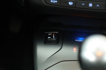 Toyota Avensis III Sedan Facelifting 2015 2.0 D-4D 143KM 2018 Toyota Avensis 2.0 D-4D, Salon Polska, Serwis ASO, zdjęcie 13