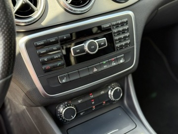 Mercedes CLA C117 Coupe 1.6 180 122KM 2014 Mercedes CLA 180 AMG-Line*Panorama*, zdjęcie 21