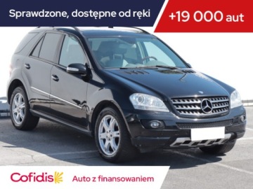 Mercedes Klasa M W164 Off-roader 4.0 V8 (420 CDI) 306KM 2007 Mercedes ML ML 420 CDI, 301 KM, 4X4, Automat