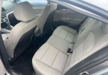 Hyundai Elantra VI 2019 Hyundai Elantra 2019 Elantra 2,0L AUTOMAT - w Polsce po oplatach i akcyzie, zdjęcie 9