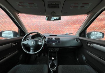 Suzuki Swift IV Hatchback 5d 1.3 92KM 2007 Suzuki Swift Klima Alu super stan Gwarancja w cenie Warszawa VLAW 1.3 92KM, zdjęcie 4