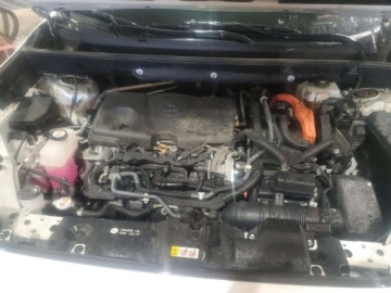 Toyota RAV4 V 2020 Toyota RAV4 Limited 2020 2.5 Hybryda 203KM, zdjęcie 6