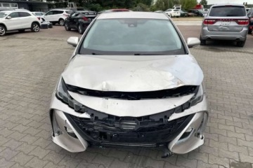Toyota Prius IV 2019 Toyota Prius 2019 Toyota Prius Prime - w Polsce po oplatach i akcyzie 1.8, zdjęcie 3