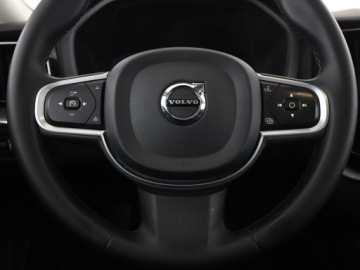 Volvo XC60 II 2022 Volvo XC 60 FV-23% automat Navi Kamera cofania, zdjęcie 20