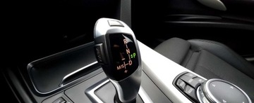 BMW Seria 3 F30-F31-F34 Touring Facelifting 2.0 318d 150KM 2015 BMW Seria 3 Automat 8G Nawigacja Lampy Full Led 2 komplety felg Lato 18 Zi, zdjęcie 27