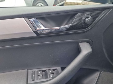 Skoda Rapid II Liftback Facelifting 1.0 TSI 110KM 2017 Skoda RAPID Skoda RAPID 1.0 TSI Ambition, polski salon, Benzyna 110KM, zdjęcie 19