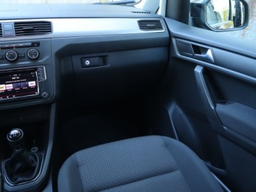 Volkswagen Caddy IV Kombi Maxi 2.0 TDI SCR BlueMotion Technology 102KM 2018 VW Caddy 2.0 TDI, Salon Polska, Klima, zdjęcie 7
