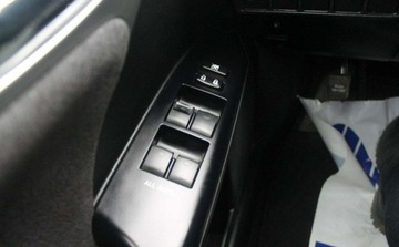 Lexus CT Hatchback 5d 200h 136KM 2011 Lexus CT 1.8 Hybryda 136KM, zdjęcie 18