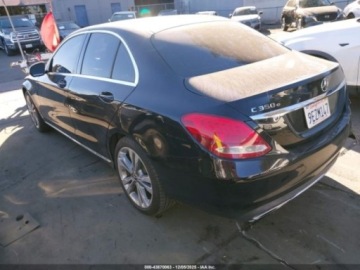 Mercedes Klasa C W205 2017 Mercedes-Benz Klasa C 350E, od ubezpieczalni 2.0 Hybryda 208KM, zdjęcie 6