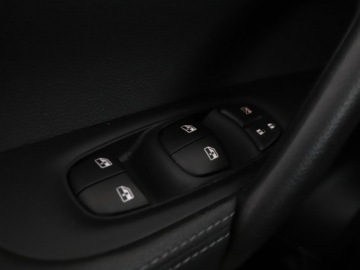 Nissan Qashqai II Crossover Facelifting 1.3DIG-T 140KM 2019 Nissan Qashqai panorama navi manual pelen serwis, zdjęcie 31