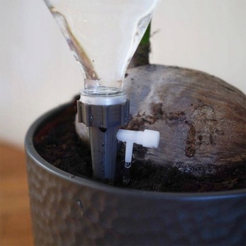 Nawadniacz do Kwiatów Roślin na Butelkę Butelki do Doniczek Zestaw 4szt.