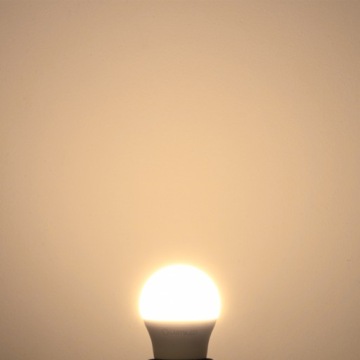 6x светодиодная лампа E27 GLOBE 5W = 40W 3000K LUMILED