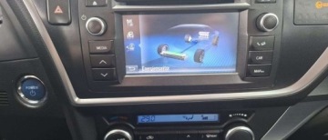 Toyota Auris II 2014 Toyota Auris Toyota Auris 1.8 Hybryda 99KM, zdjęcie 16