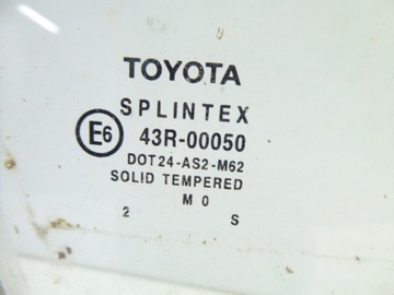 AVENSIS T22 SKLO (OKNO) DVEŘE PŘEDNÍ PRAVÁ