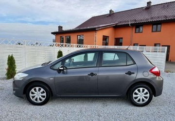 Toyota Auris I Hatchback 5d Facelifting 1.33 Dual VVT-i 101KM 2011 Toyota Auris Toyota Auris 1.33 VVT-i Terra 1.3 Benzyna 100KM, zdjęcie 17