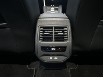 Cupra Formentor Crossover 2.0 TSI 190KM 2022 Cupra Formentor 2.0 TSI 190KM 4x4 Pakiet Zimowy Ca, zdjęcie 36