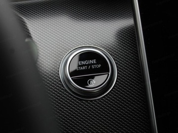 Mercedes Klasa C W206 Limuzyna 2.0 220d 200KM 2024 C Klasa 220 d 4-Matic Avantgarde 2.0 (200KM) 2024, zdjęcie 4