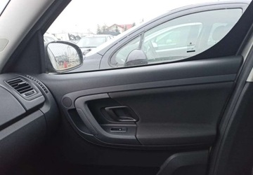 Skoda Roomster Mikrovan Facelifting 1.2 TSI 85KM 2010 Skoda Roomster Skoda Roomster 1.2 Benzyna 86KM, zdjęcie 8