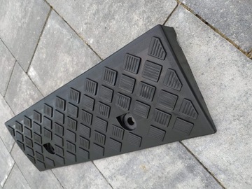 Najazd krawężnik podjazd krawężnikowy 5cm
