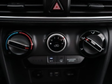 Hyundai Kona I Crossover 1.0 T-GDI 120KM 2019 Hyundai Kona 1.0 T-GDI, Salon Polska, Serwis ASO, zdjęcie 12