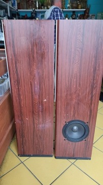 КОЛОННЫЕ ДИНАМИКИ M-AUDIO HTS 501, КОРИЧНЕВЫЕ, ХОРОШЕЕ СОСТОЯНИЕ GWR