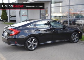 Honda Civic X Sedan 4d Facelifting 1.5 VTEC TURBO 182KM 2020 Honda Civic 1.5 V-TEC Elegance 182KM MT Pierwszy Właściciel, zdjęcie 9