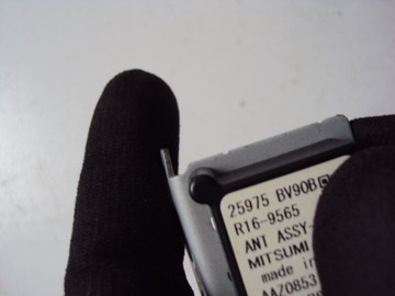 ANTÉNA GPS NISSAN JUKE I FL F15 2014-