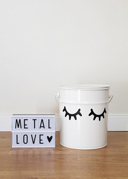 metalowy kosz wiaderko na zabawki