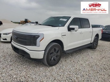 Ford 2022 Ford F150 2022, 4x4, LIGHTNING PRO, po gradobiciu Elektryczny 563KM